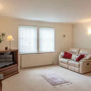 Cults Court Apartment Aberdeen